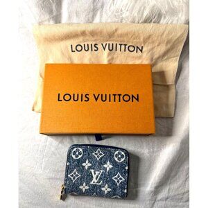 Louis Vuitton Monogram Denim Zippy Wallet With COA,Box &‎ Dust Bag